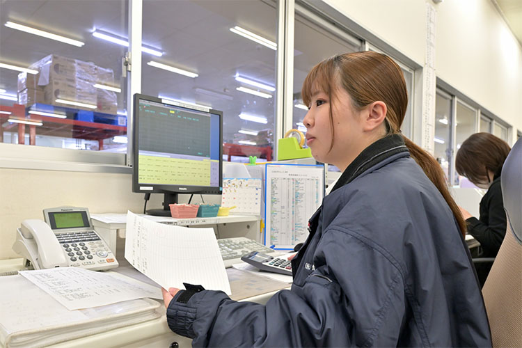 社員が働く写真