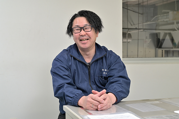株式会社 総食（本店：高崎市場） 営業課長 宮沢 剛明